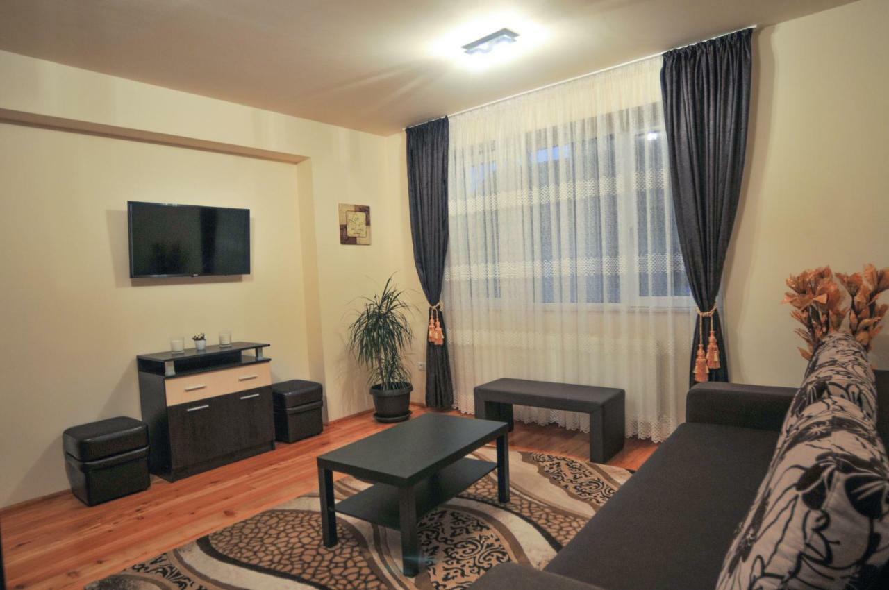 Casa Di Luca Apartment Brasov Luaran gambar