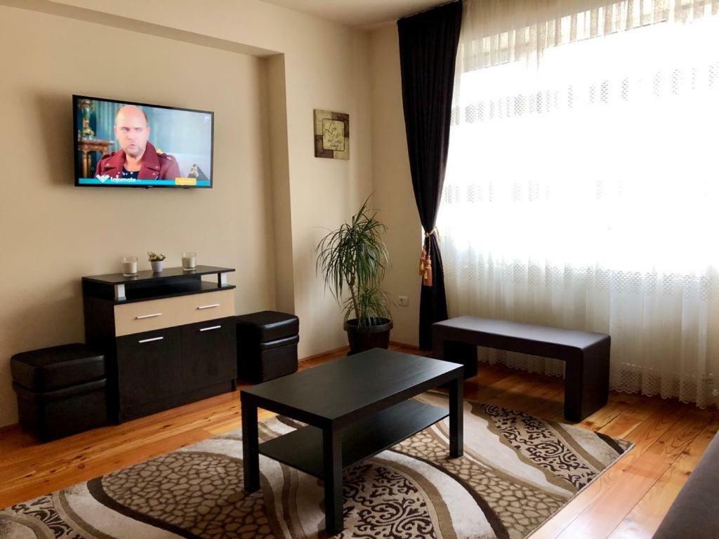 Casa Di Luca Apartment Brasov Luaran gambar